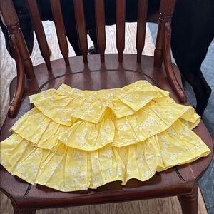 Gymboree 4T Ruffled Yellow w Flowers Skort